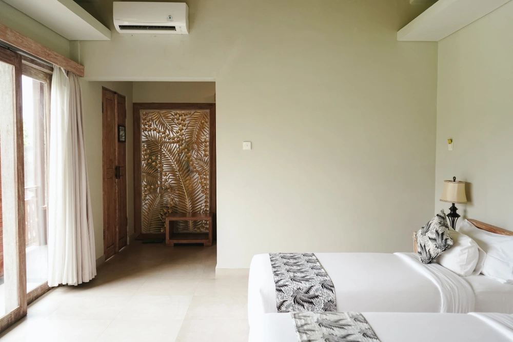 Yoga School In Rishikesh